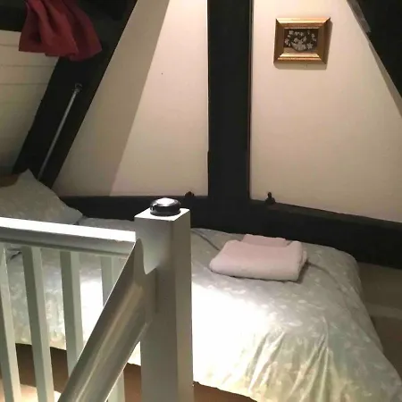 Church Conversion 3-bed House In Centre Of Casa de Férias *